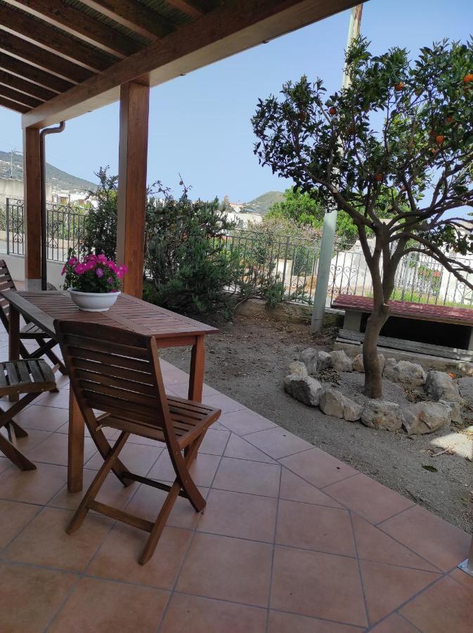 Holiday Home Mennulita 리파리 외부 사진