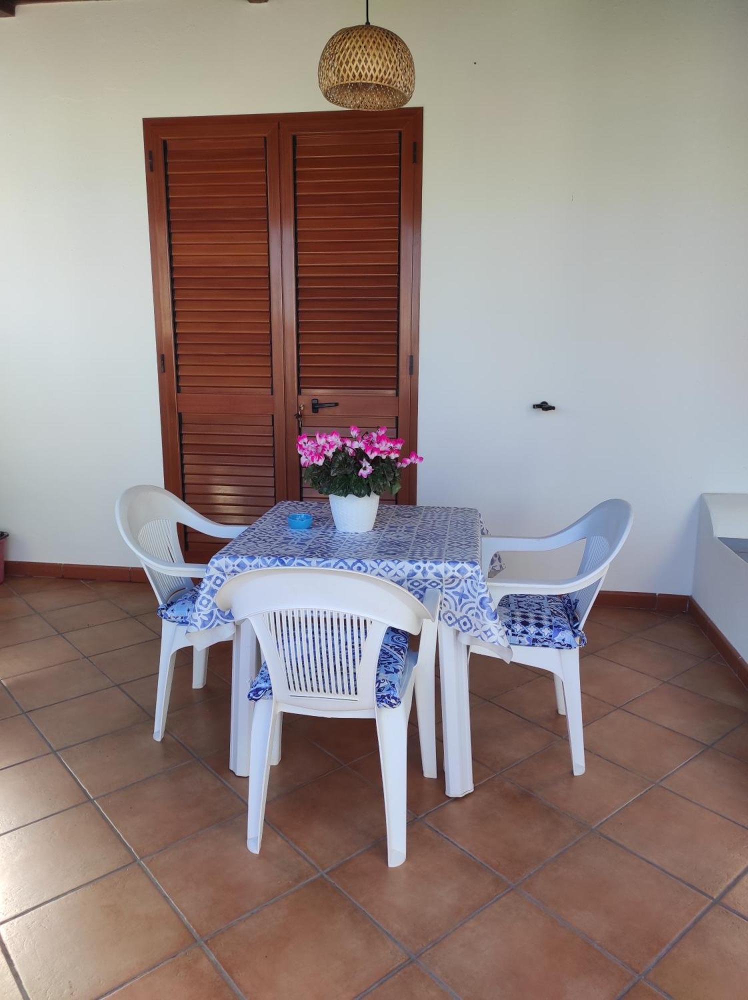 Holiday Home Mennulita 리파리 외부 사진