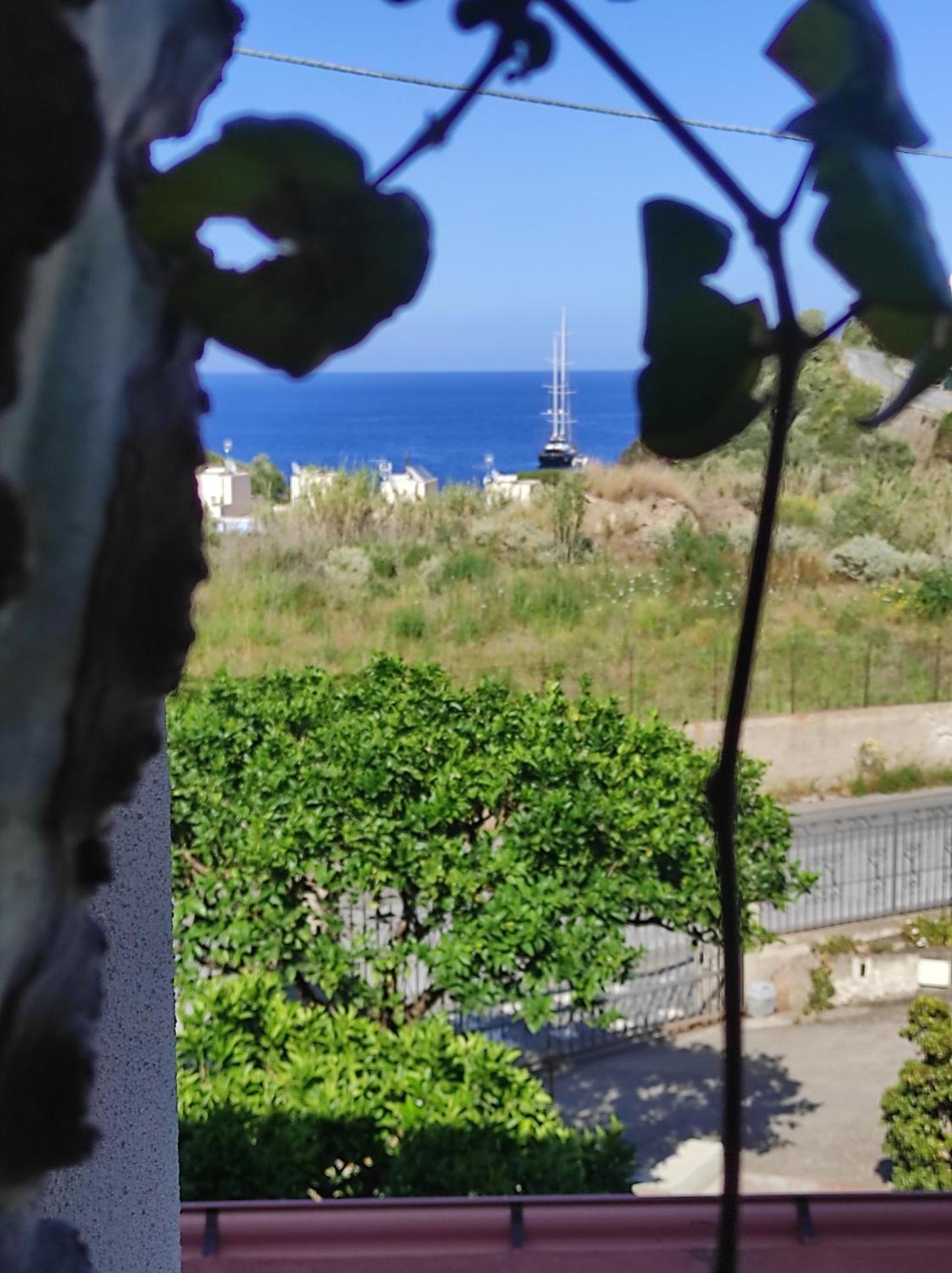 Holiday Home Mennulita 리파리 객실 사진